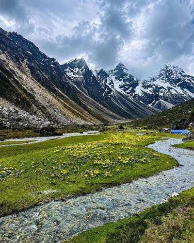 Lapchi village viewpoint